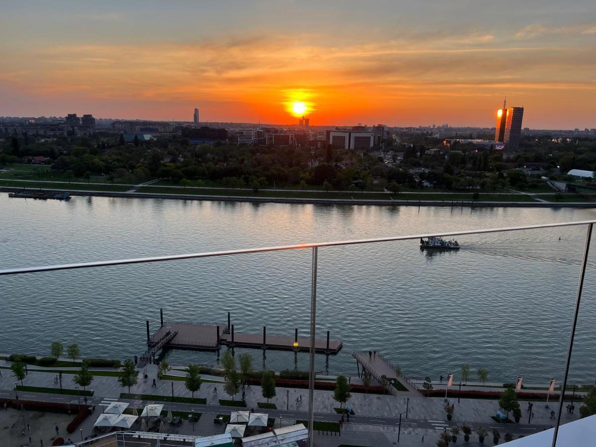 BW Terrace Top Floor Apartments With River View & Self Check-In Beograd Bagian luar foto